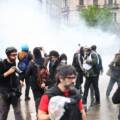 Tensión en la Marcha Federal Universitaria: piedrazos, gases lacrimógenos y enfrentamientos frente al Congreso